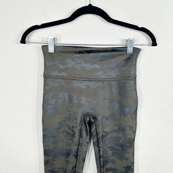 SPANX Faux Leather Camo Leggings in Matte Green Camo - Picture 4 of 12